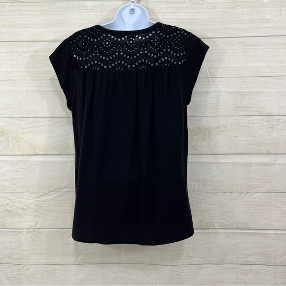 Daniel Rainn Black Crochet Eyelet Cap Sleeve Top - Picture 6 of 9